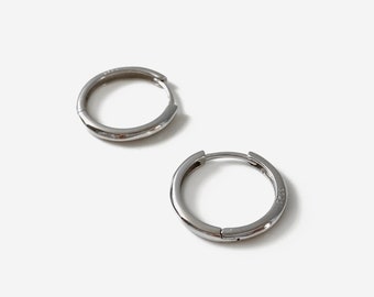 Silver 18mm medium hoops, Tiny hoops, Silver solid hoop earrings, Dainty hoops, Huggie hoops, Minimalist earrings, Silver hoop earrings