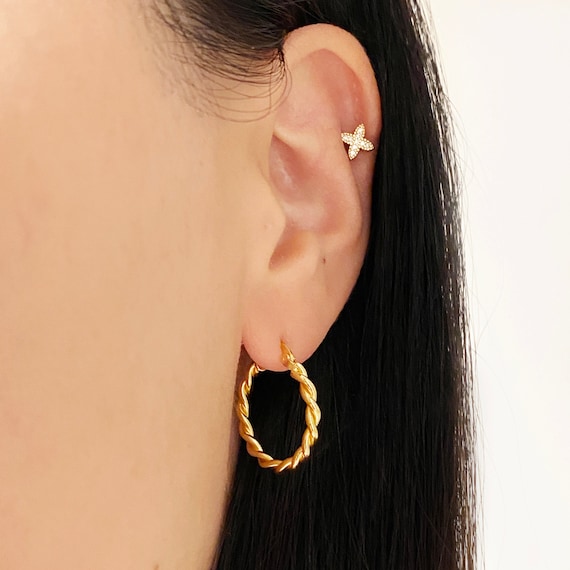 Share more than 68 twisted gold hoop earrings best - 3tdesign.edu.vn