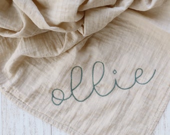 EMBROIDERED SWADDLE, Personalized Baby Name Swaddle Blanket, Monogram Organic Cotton Muslin Blanket