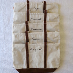 Personalized Canvas Tote, Embroidered Tote, Monogram Canvas Tote Bag, Custom Tote Bag, Preppy Boat Bag, Monogramed Beach Bag