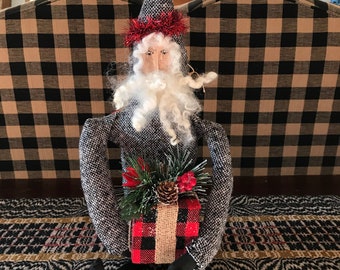 Primitive Handmade Santa Claus - Christmas Decoration