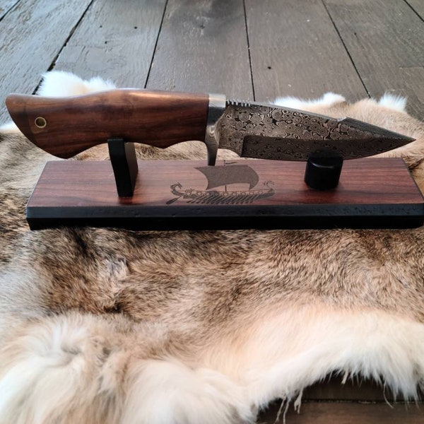 Knife Display Stand, Custom Laser engraving available.
