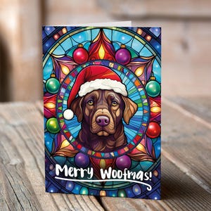 Carte de Noël Chocolat labrador dans un bonnet de Noel