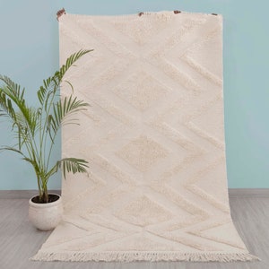 Moroccan Boho Rug Ivory White Wool Natural Hand Made, Customize in any size-Tn-28