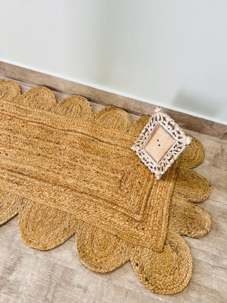 Natural Jute Scallop Boho Chic Handmade Braided Jute Rug, Customize in any Size & Shape-NJ image 3