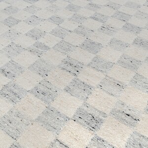 Ivory Grey Cheque Pattern Design Rug Wool Moroccan Inspired Rug Hand ...