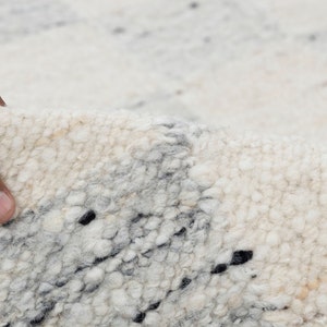 Ivory Grey Cheque Pattern Design Rug Wool Moroccan Inspired Rug Hand ...