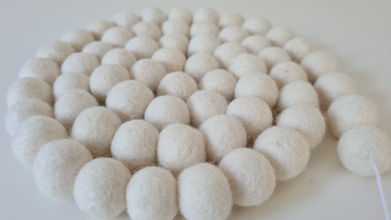 PLEASE READ Description All White Christmas Felt Ball Garland Tracked UK delivery available Fuller & Spread out options available image 2