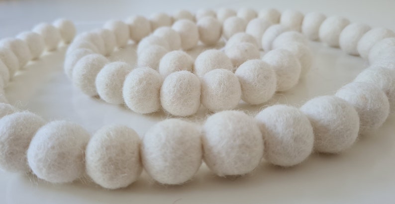 PLEASE READ Description All White Christmas Felt Ball Garland Tracked UK delivery available Fuller & Spread out options available image 1