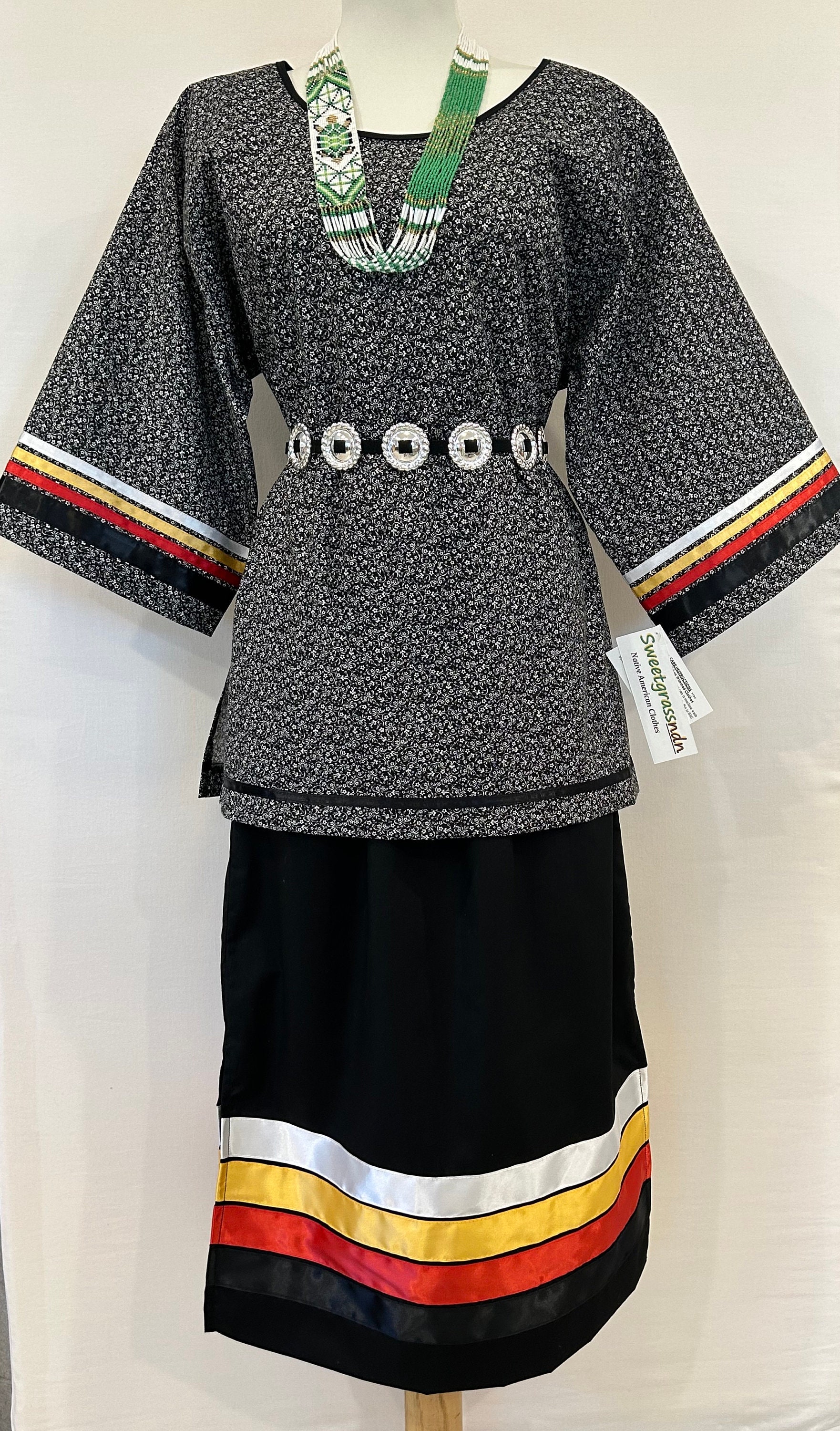 Gilet Pow-wow Style Sioux - Entièrement Perlé à La Main En