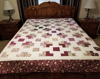 Grand Square Large Quilt