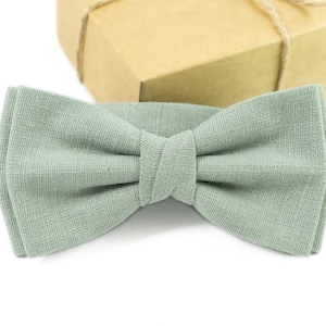 Dusty Sage Green Bow Tie – Groomsmen Gift, Wedding Bow Tie for Men – Handmade Sage Bow Tie for Formal Events