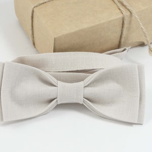 Ivory linen bow tie for boys | Linen wedding bow tie for groomsmen