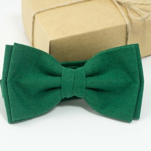 Emerald green bow tie | Red linen bow tie, wedding bow ties, pre tied bow ties, butterfly bow tie