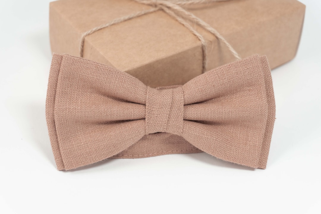 mens light brown tie
