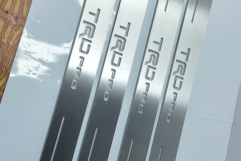 Car Door Sill Trims Made of Stainless Steel, 4 Pieces, Luminous TRD Pro ...