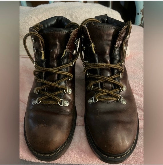 Prima Royale leather hiking boots. vintage