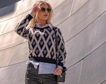 Casual Abstract Geometric Heart Sweater