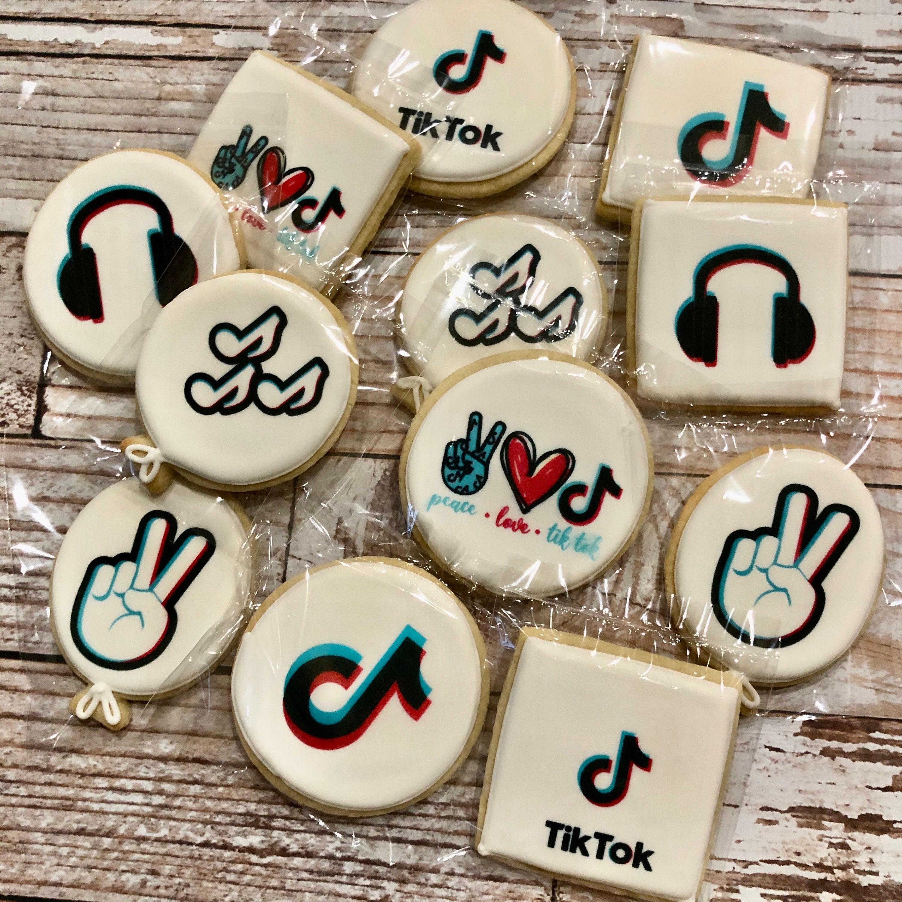 1 Dozen Tiktok Cookies Tik Tok Birthday Party Theme TikTok | Etsy