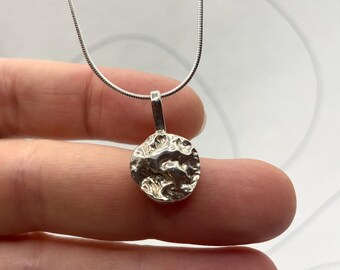Personalised small 925 eco silver pendant necklace, textured coin design pendant, 45 cm 925 snake chain, opt back engraving, valentines gift
