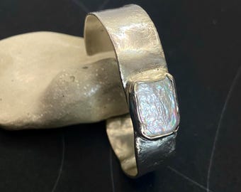 Silver and rectangular keshi pearl or gem cuff bracelet, cute 925 bangle, made to size open wrist cuff, ca. 12 mm wide, personal engraving
