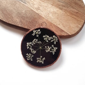 Black Stained Glass Pressed Flower Wall hanging, Handmade frame with Cow Parsley, Queen Annes Lace, Dried Flower Birthday Gift Idea