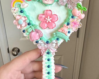 Decoden Rosa und Grüner Taschenspiegel in Herz Form