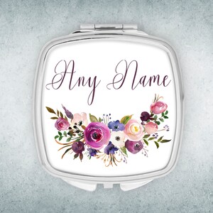 Personalisierter Silber Taschenspiegel Blumenstrauß Personalisiert Name Make Up Geschenk für Sie Brautjungfer Blumenmädchen Hochzeit Gastgeschenk Henne