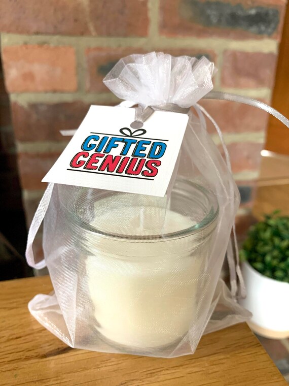 Candela Profumata Alla Lavanda “Grazie Per Tutto” Con Dolce Scoiattolo – Regalo Di Ringraziamento Perfetto Per Amiche, Insegnanti, Colleghe E Ostetriche