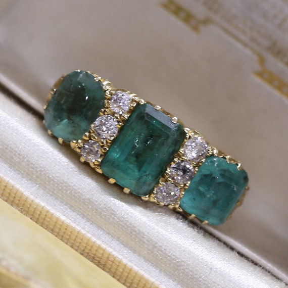 Antique Emerald and Diamond Three Stone Ring 18ct… - image 1