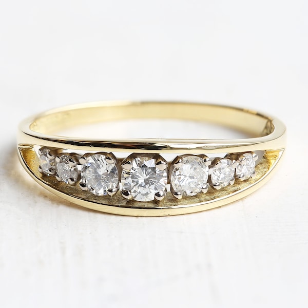 Vintage Diamond ring - 18ct Yellow Gold Seven Stone Diamond Ring 0.47 Carats