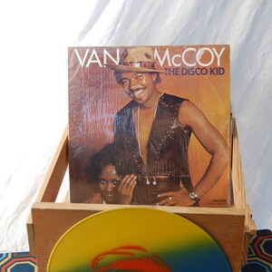 Van McCoy  &quot;The Disco Kid&quot; Album LP Disco- 1975.  WATCH *Youtube link* in description.  Funky DJ Disco. Plays great!