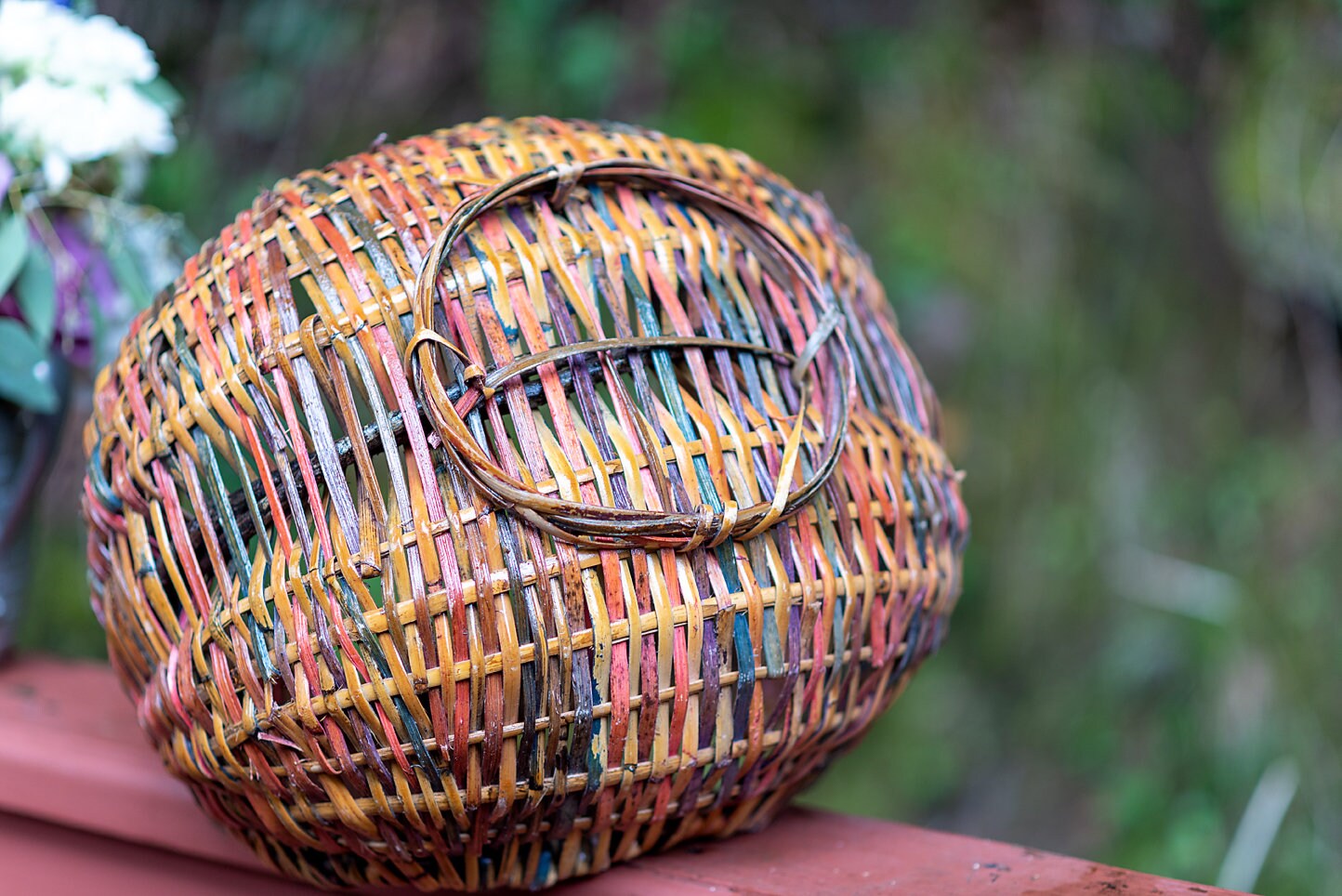 Basket/Large Multi Color Bent Wood Handle Basket / Vintage Etsy
