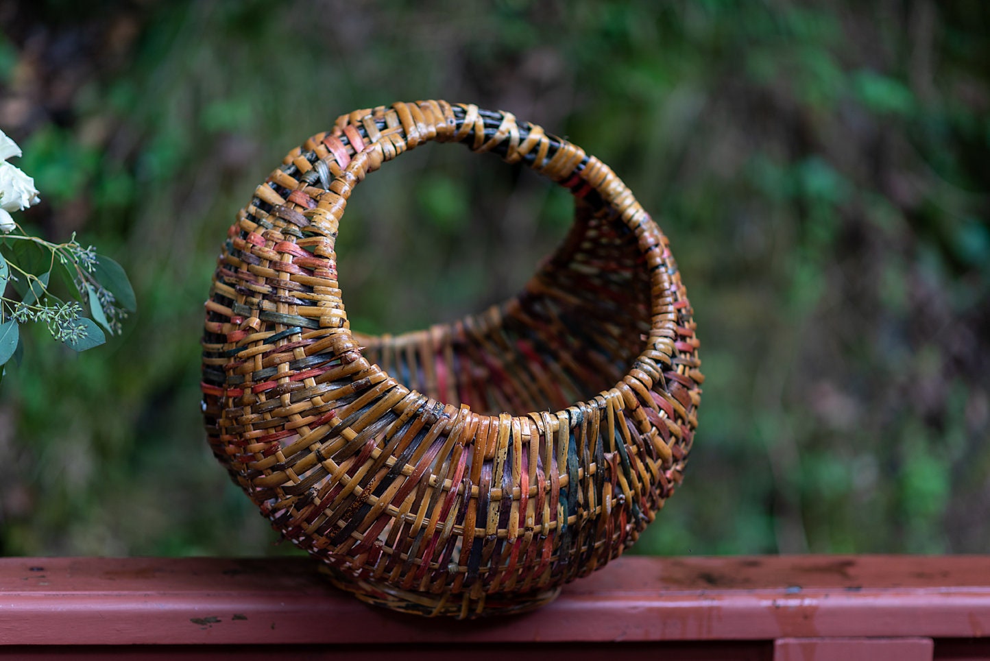 Basket/Large Multi Color Bent Wood Handle Basket / Vintage Etsy