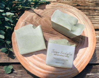 Handcrafted Soap | Juniper Eucalyptus | Artisan Soap | Gift Idea | Party Favor | Wedding Favor | Body Soap | Appreciation Gift | Unisex
