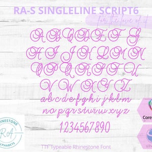 Peut inclure: Un ensemble d'alphabet de police de strass rose dans un style d'écriture en ligne simple. La police comprend des lettres majuscules, des lettres minuscules et des chiffres. La police s'appelle "RA-S Singleline Script 6" et est décrite comme "Police de strass saisissable".