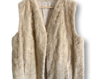 Vintage Cream Fur Vest   | Size: Large | Fully Lined Fur Vest