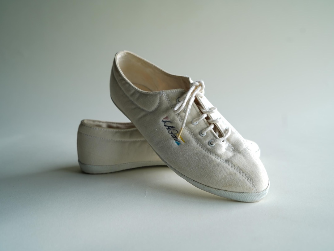 Vintage Gear Canvas Shoes in a Size: 10 Vintage 90s