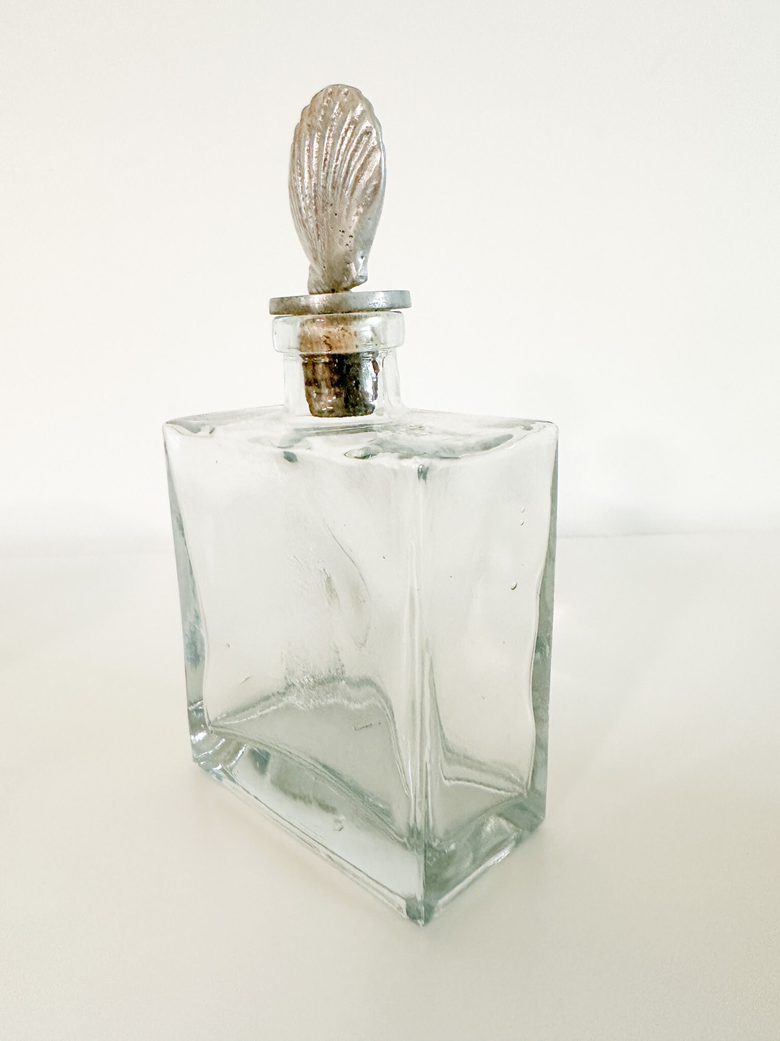 1980s Decanter With Scallop Shell Topper Vintage Liquor Decanter ...