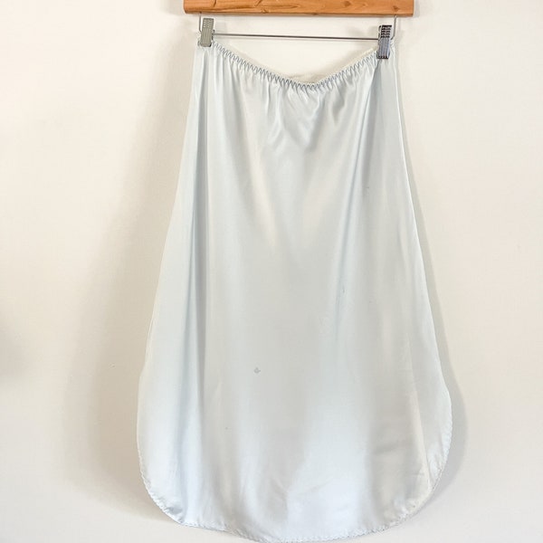 Vintage Eaton  Canada- Van Raalte Half Slip Size Large| Vintage Half Slip| Vinage Lingerie