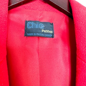 Chic-Pettites Wool and Cashmere Blazer with Gold Buttons Vintage Red Wool Blazer Size: 10 wool Blazer Fall/Winter Blazer image 6