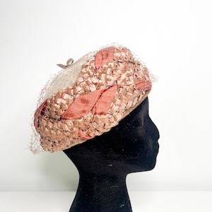 Taupe Pill Box Hat with Veil Detail | Taupe Woven Vintage Woven Pill box Hat | 1960s rounded hat