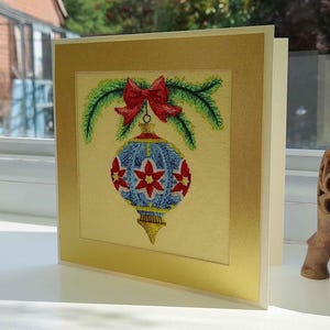 Carte de Noël boule antique - broderie complexe sur du feutre - carte de voeux