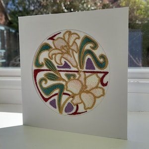 Arts & Crafts Lillies - Complexe brodé sur du feutre - Carte de voeux
