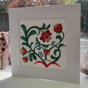 Jardin de fleurs jacobin - broderies complexes sur du feutre - carte de voeux