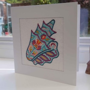 Coquillage jacobin bleu - Broderie complexe sur du feutre - Carte de voeux