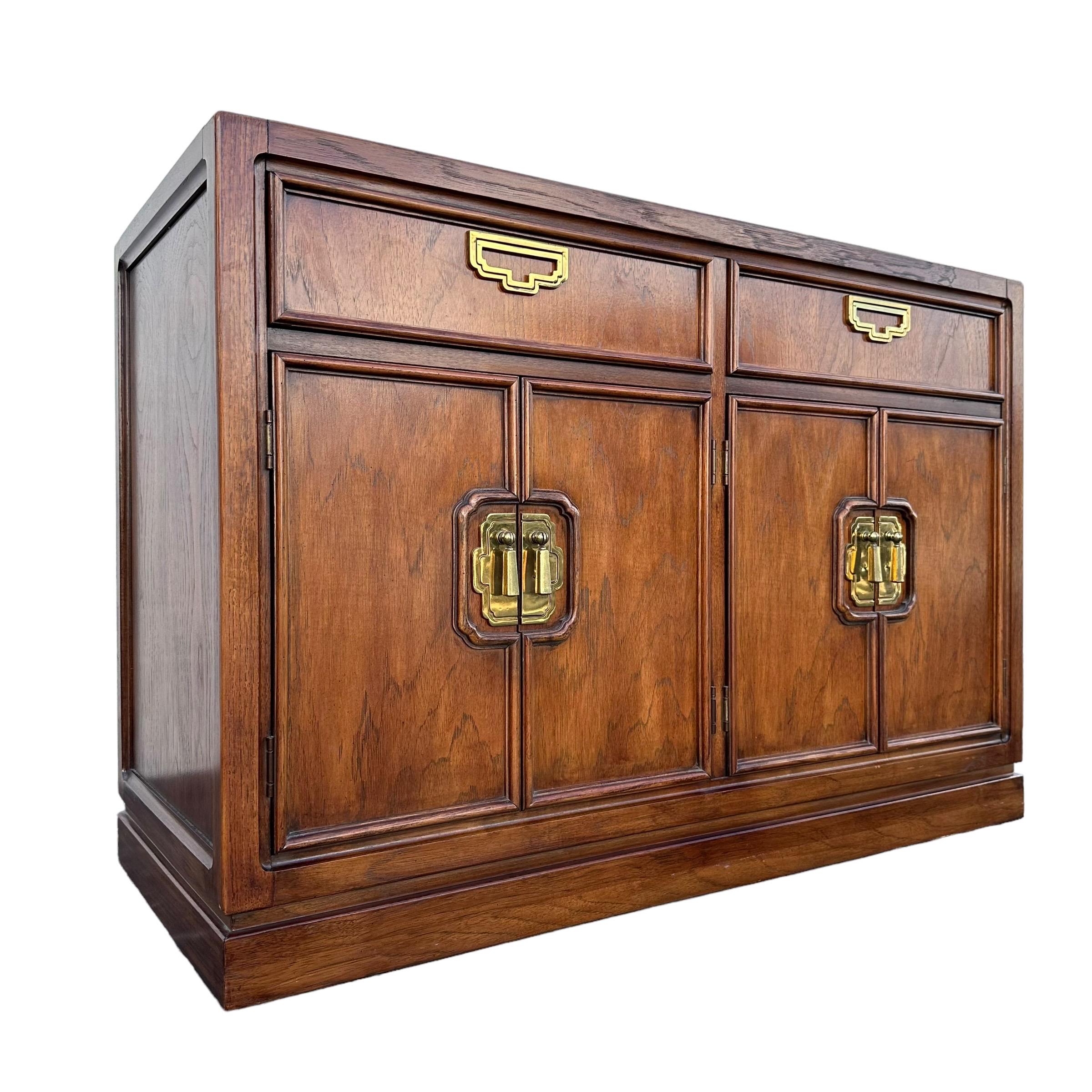 Vintage Chinoiserie Cabinet by Thomasville Mystique 44W 30H