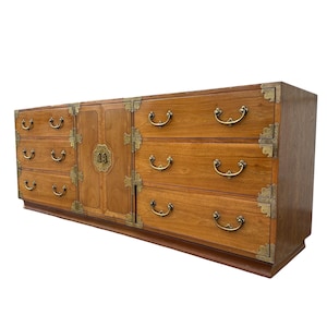 Vintage Henredon Chinoiserie Campaign Dresser Project 80” Long - Hollywood Regency Asian Style 9 Drawer Credenza