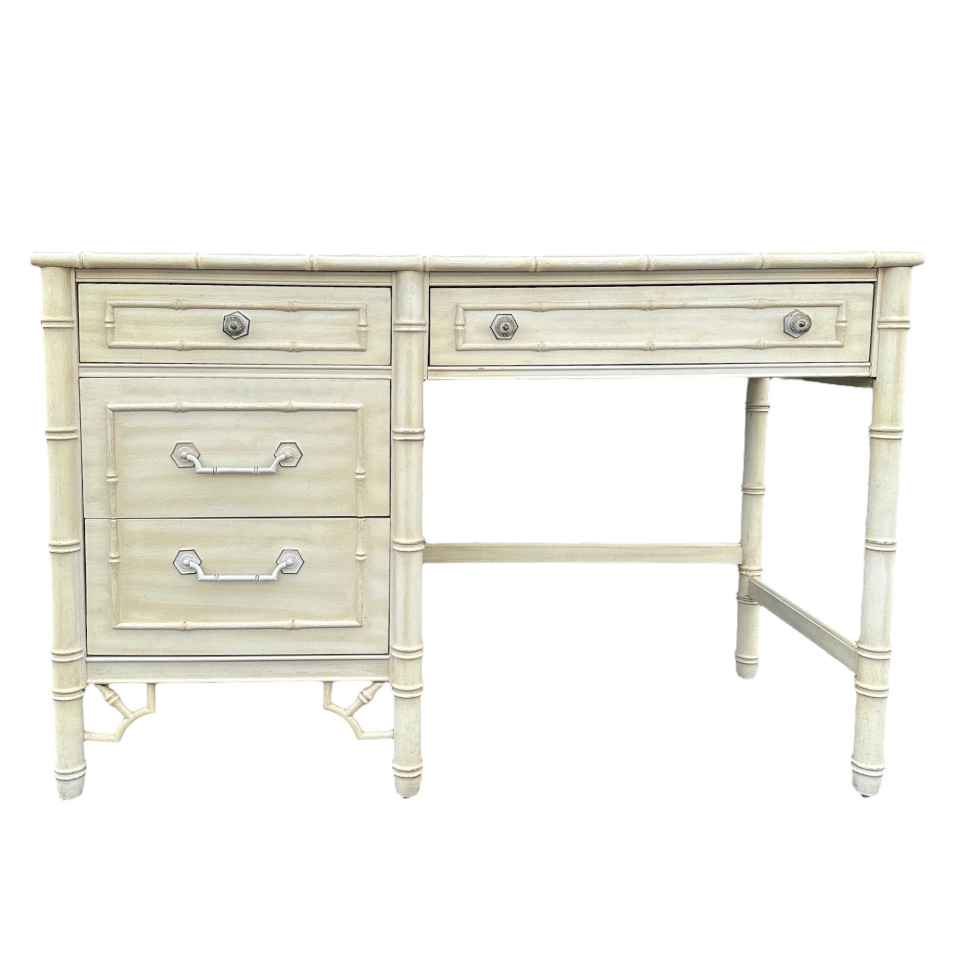 Vintage 2024 thomasville desk