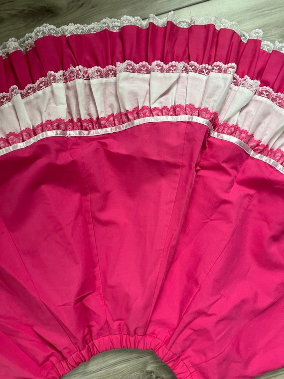 Vintage Pink Ruffles Cotton and Lace Circle Squar… - image 5